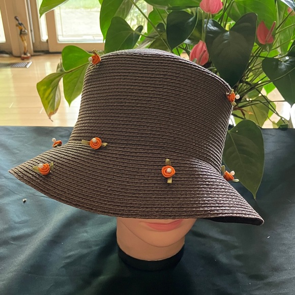 Stylish Brown Hat with Orange Floral Accents - Picture 2 of 4